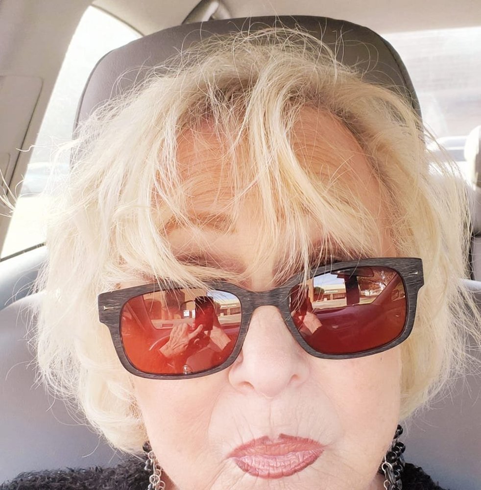 Meet your Posher, Anne